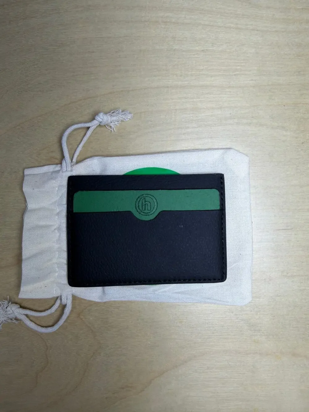 Hidden NY Card Holder Black Green Leather OS Brand New
